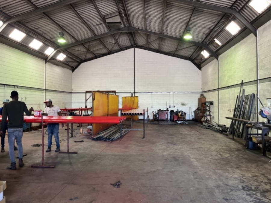 To Let commercial Property for Rent in Montague Gardens Western Cape
